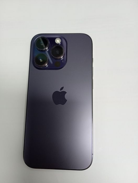 iPhone 13 /5 G /128 GB /bat 90