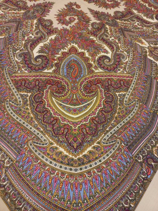 Павловопосадская шаль