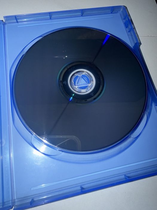 Диски на PS 2 диска. 1 диск - 10 тысяч