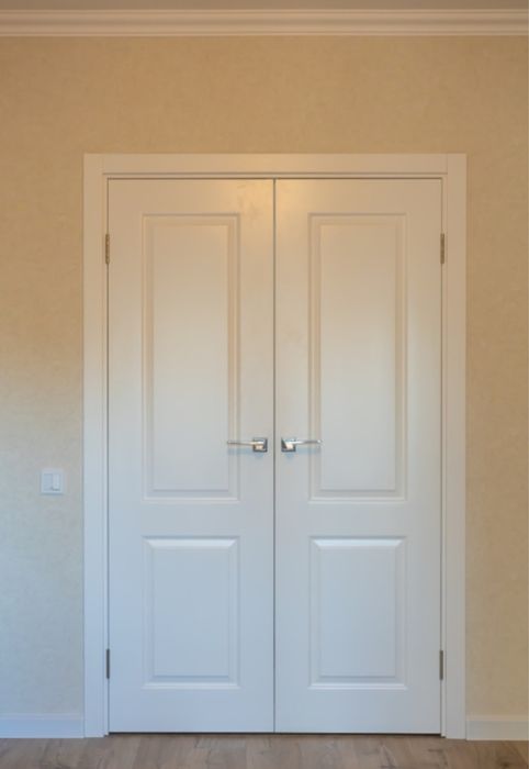 Покраска лестницы и дверей