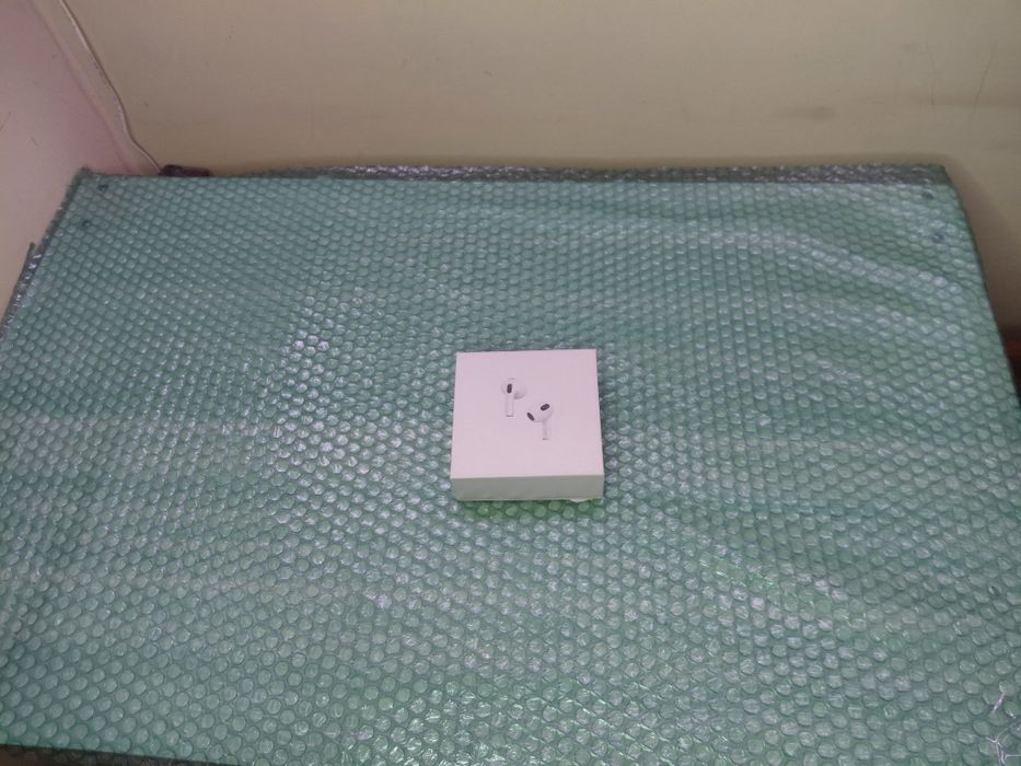 Vand airpoda 3 noi noute