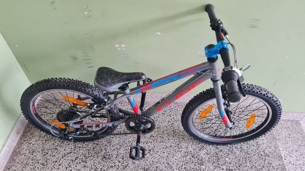 Продавам Cube 20 Action Team Grey детски алуминиев велосипед/колело