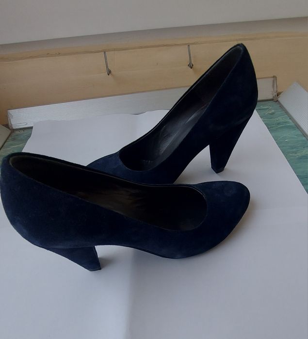 Pantofi cu toc gros piele intoarsa naturala , bleumarin