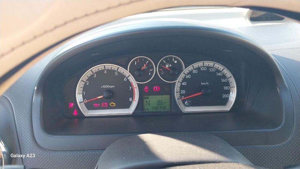 Нехия 3 автомат сотилади