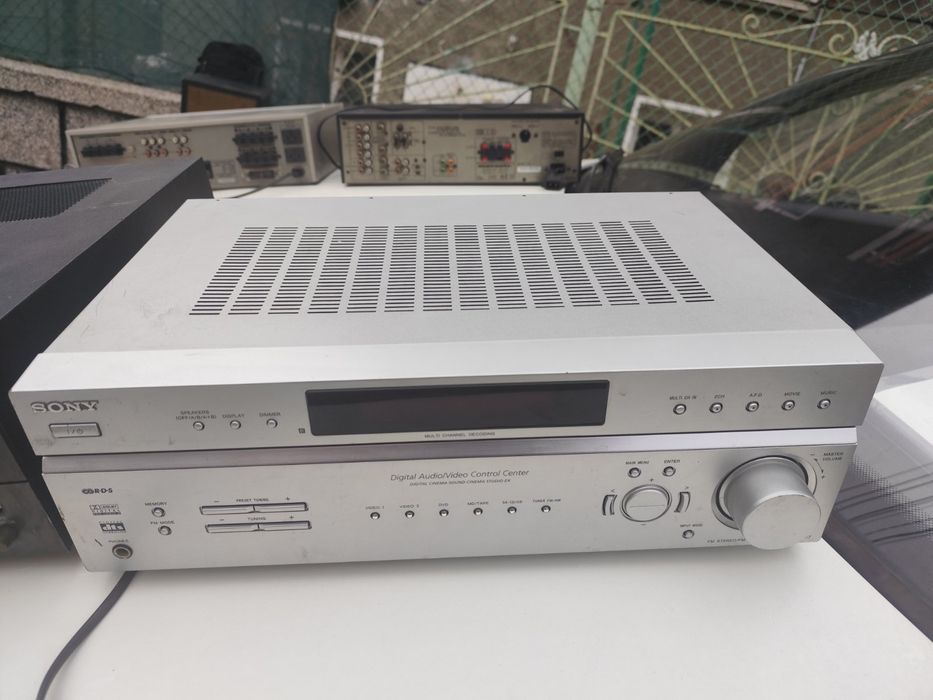 Продавам усилватели .