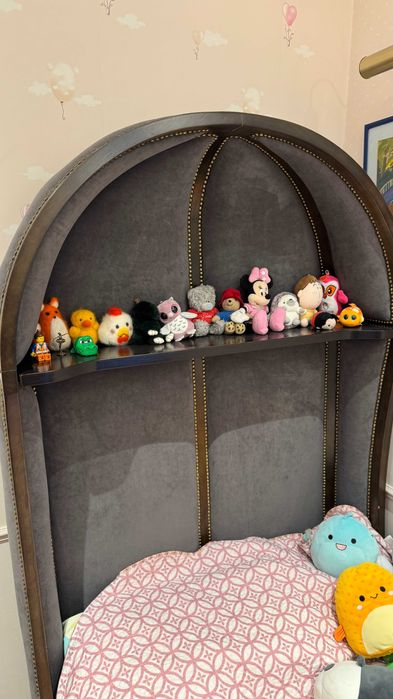 Продается дизайнерская детская кровать для девочки