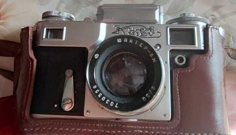 Пленочный фотоаппарат