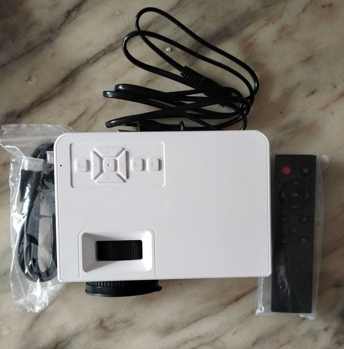 Видео проектор HDMI / USB / 1080p / Led Projector - Нов