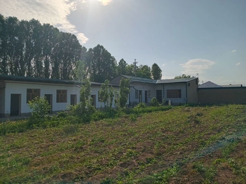 Uy sotiladi 13 sotix