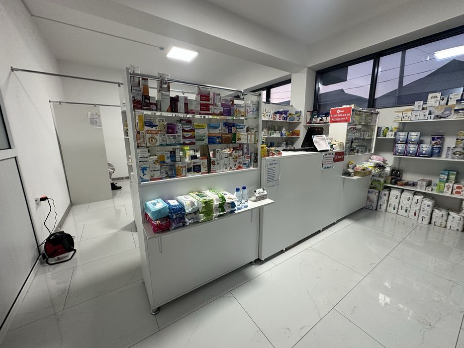 Мебель для аптеку