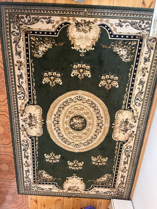 Продам ковер в хорошем состоянии срочно