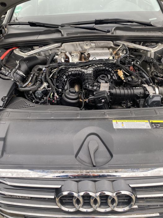 Carcasă filtru ulei motor Audi A4 B9 3.0 TDI CRT