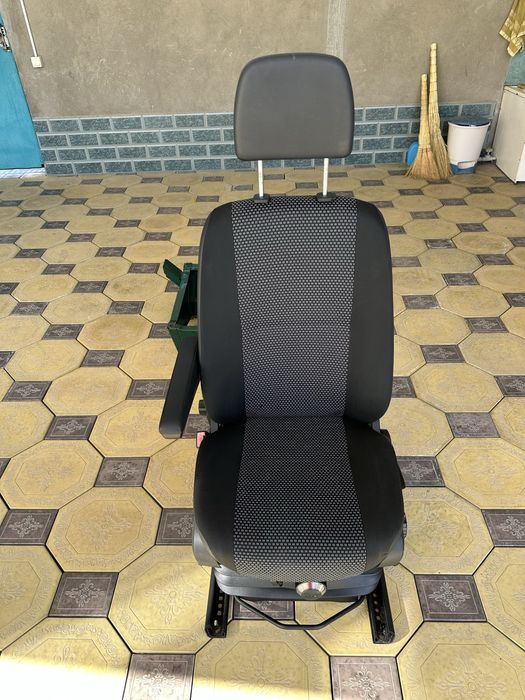 Качалка сидение на спринтер.