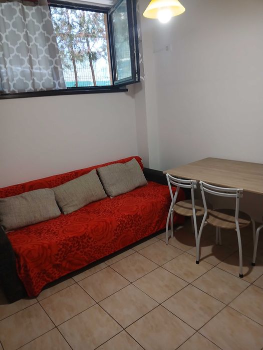 Garsoniera de închiriat