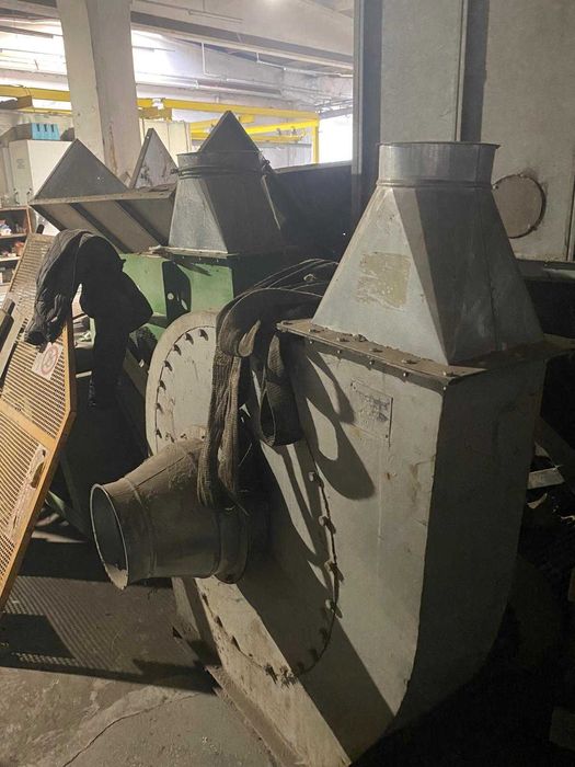 Filtru praf Industrial perfect functional, cu saci si scuturare