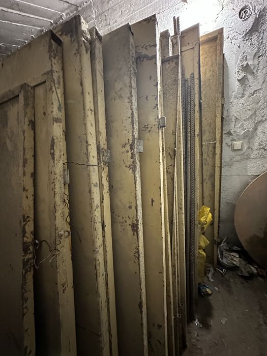 Използвана метална ограда, 25броя пана с размери 200/200 см, ламарина