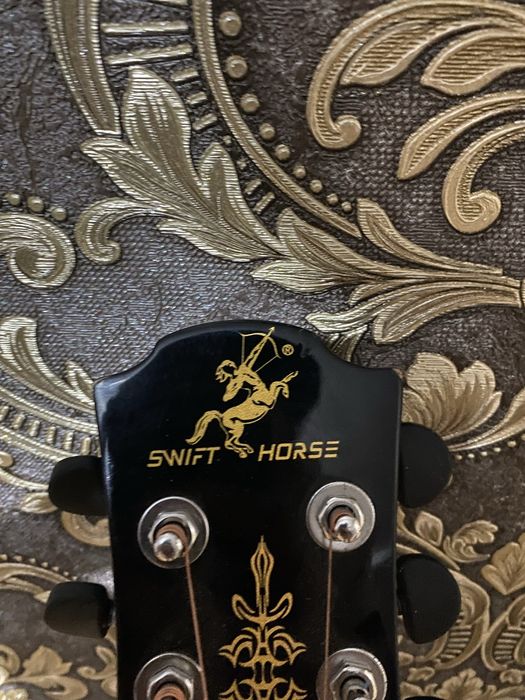 Гитара swift horse