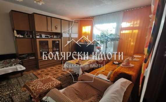 Продава се Двустаен апартамент в Горна Оряховица - 65 кв.м за 670 €/кв.м - Снимка #2