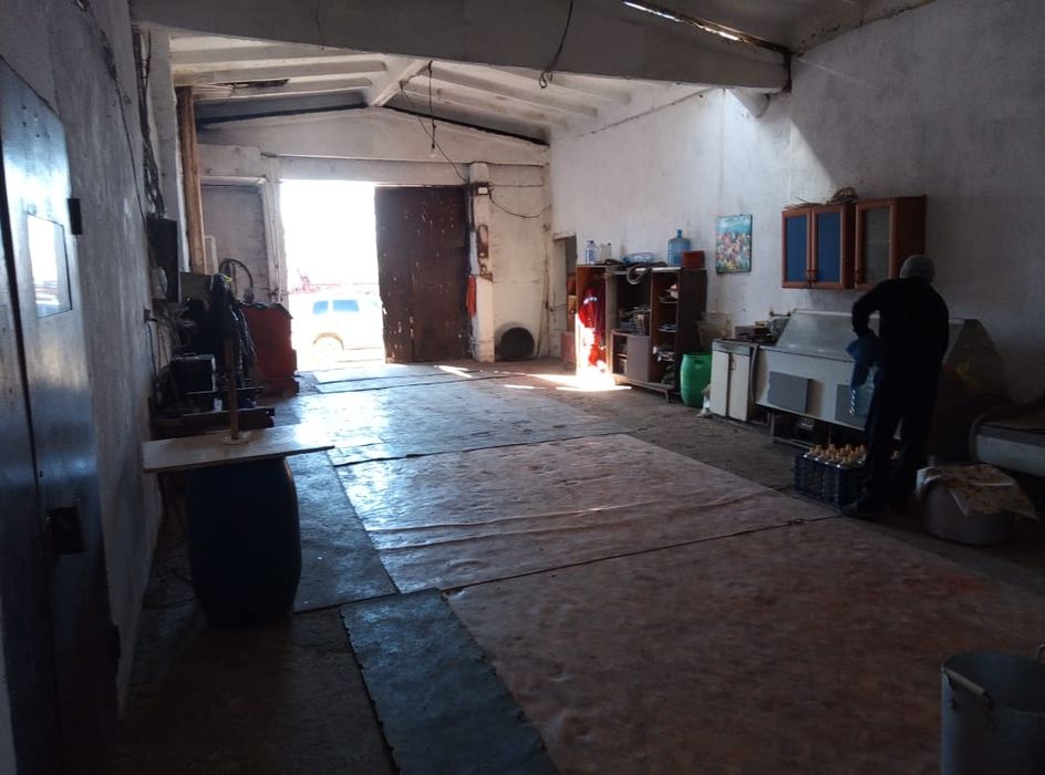 Продам базу с площадью