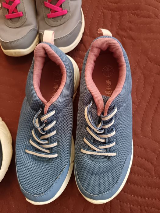 Лот маратонки на. 34