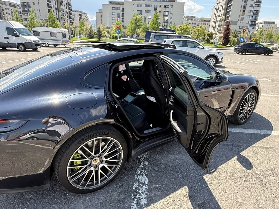 PORSCHE Panamera 2021 — imagine 4