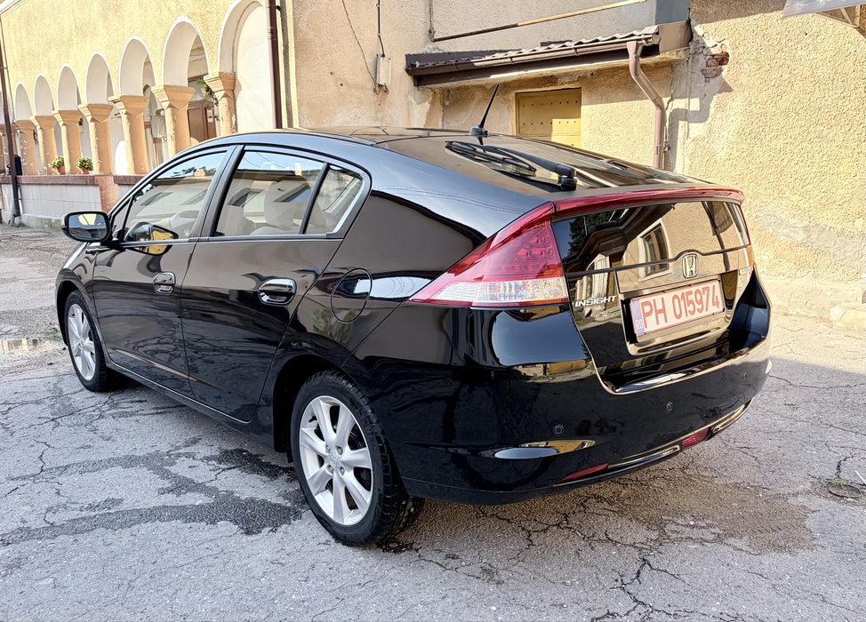 HONDA Insight 2010 — imagine 3