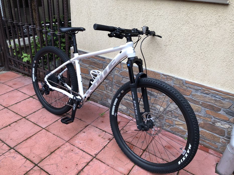 Bicicleta white 27,5 hidraulica