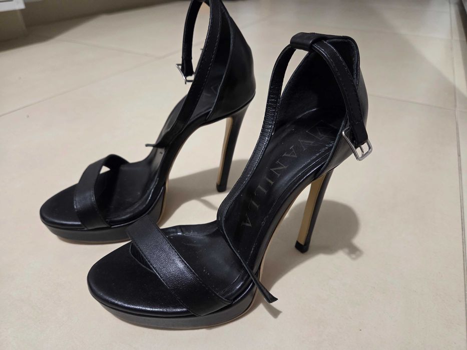 Saldale negre Vanilla Days marime 34/35