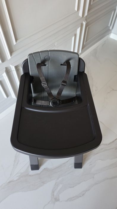 Scaun modern de masa Nuna Zaaz!