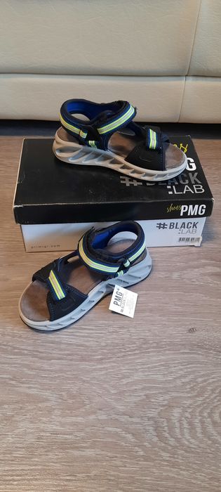 Нови детски сандали за момче Primigi 1891500 M Bluet. Номер 30.