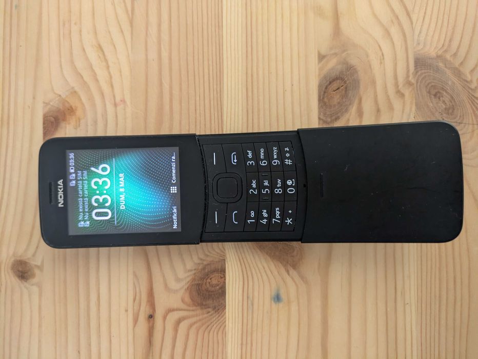 Nokia 8110 4G Negru - Perfect Funcțional