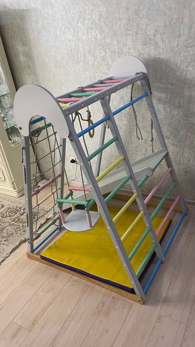 Продам детский развивающую комплекс