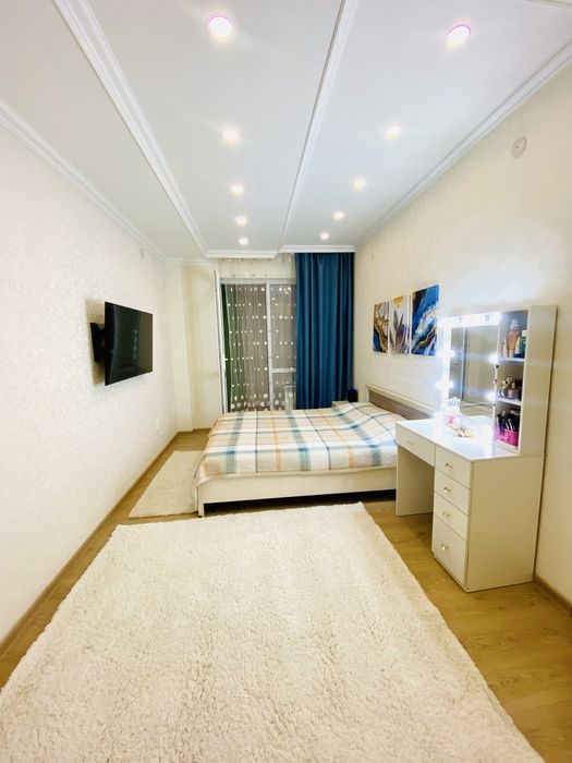 Продается кровать с матрасом