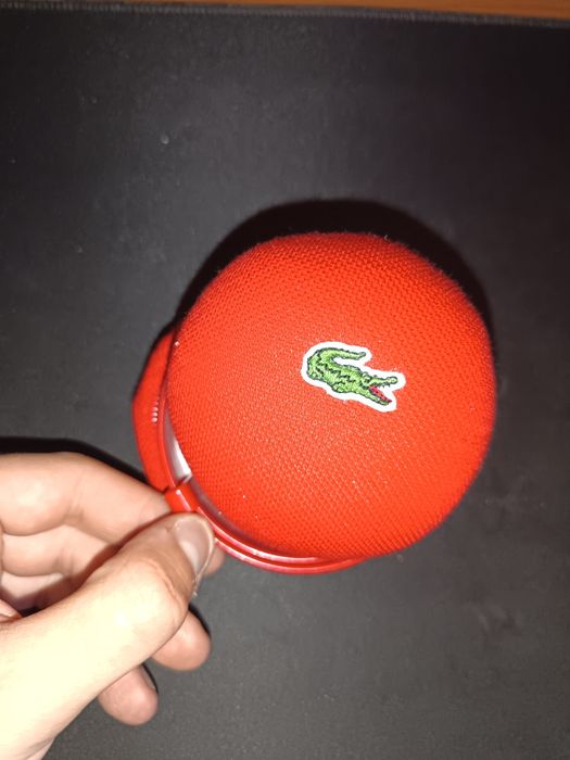Căști de iarnă roșii Lacoste – stare foarte bună  pret NEGOCIABIL