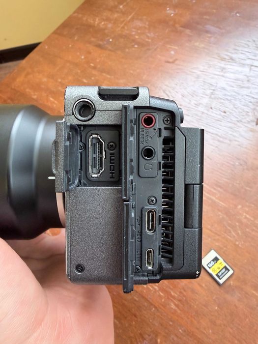 Продам sony fx30 + tamron 17-70 2.8