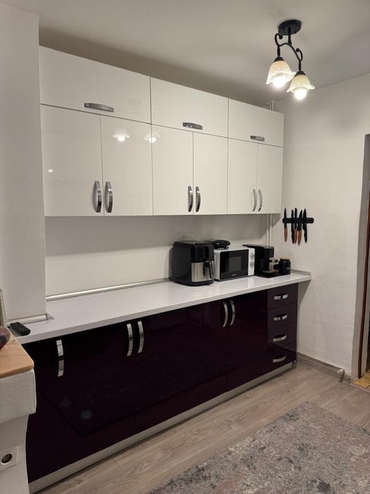 Inchiriere apartament 2 camere cu loc de parcare