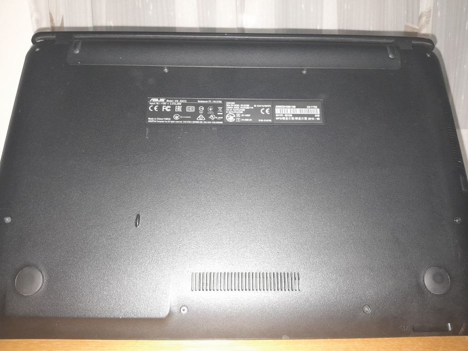 Laptop Asus light gaming and office