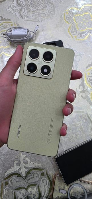 Новый Xiaomi 14T 256гб +обмен