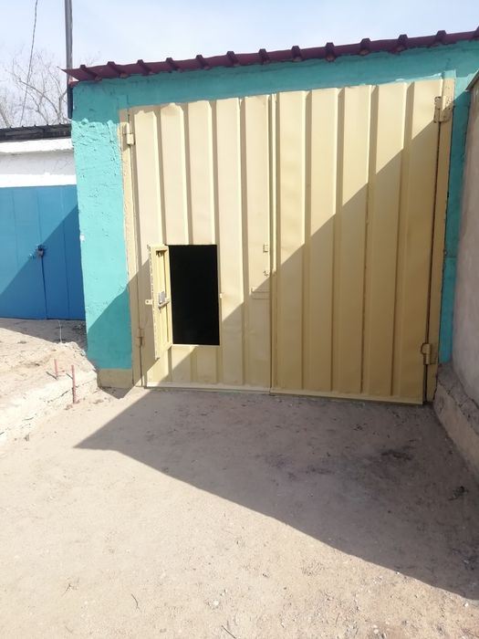 Продам гараж в 18 микрорайоне