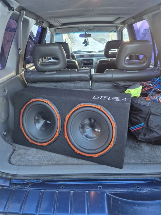 Продам новый Сабвуфер