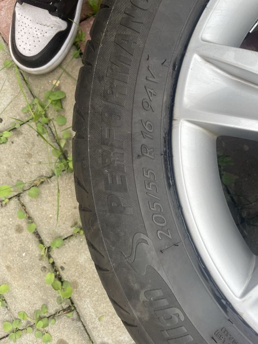 Vand jante 205/55 R16 94V