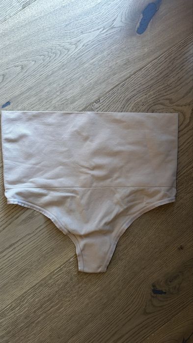 Set 3 perechi de chiloti modelatori H&M