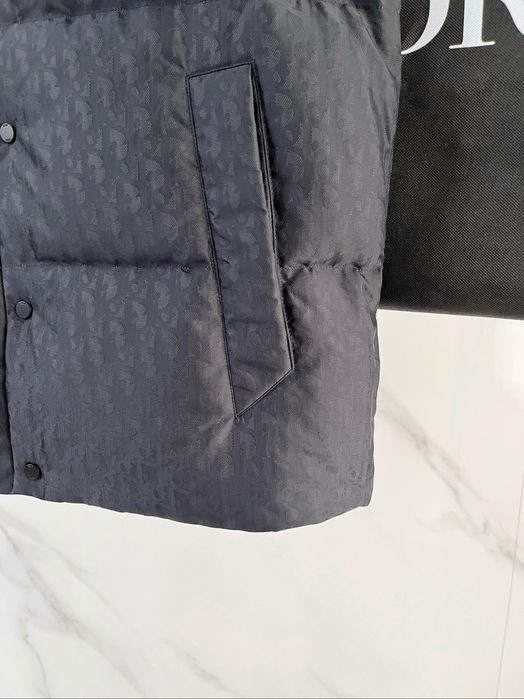 Vesta Dior , pe comanda , calitate premium , noua , M