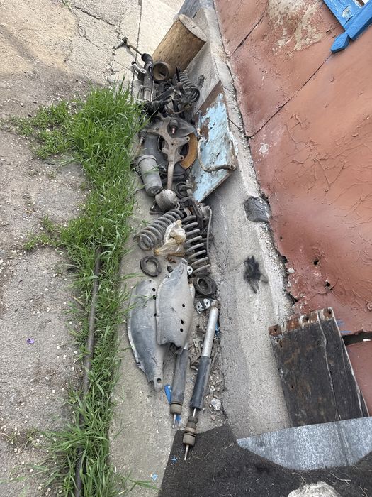 Запчасти на мерс w210 лупарик