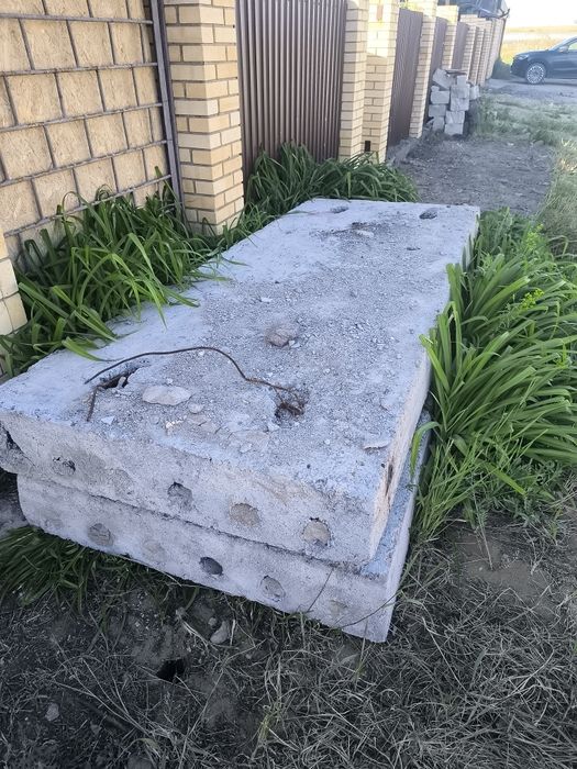 Продается плита в размерах 3*1