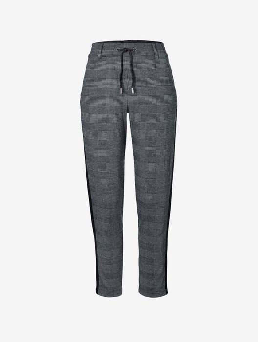 Женские брюки от немецкого бренда Tchibo.