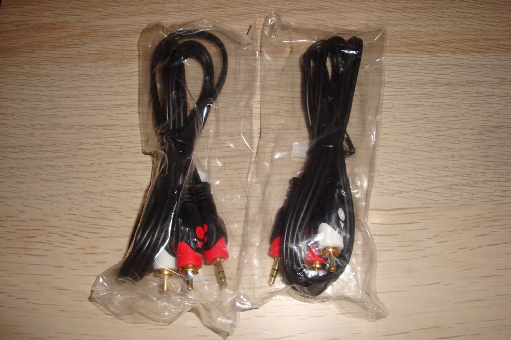 cablu audio stereo jack 3.5mm - 2x rca mufe aurite lungime 1.5m