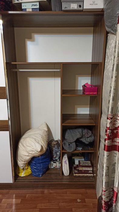 Спальный гарнитур