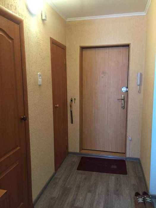 Продам 1 комн., квартиру, в 20 мкрн.