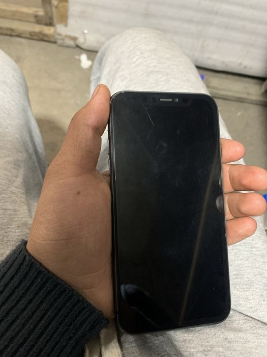 iphone 11 64gb yomkst 100